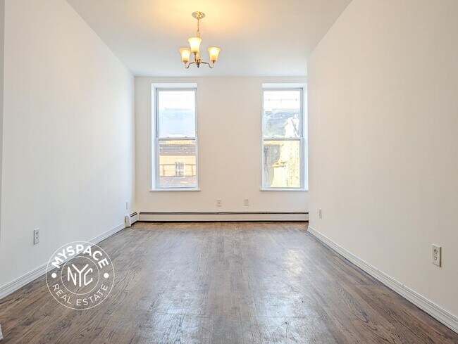 Foto del edificio - 1050 Broadway