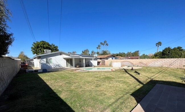 Building Photo - 722 Forest Park Dr