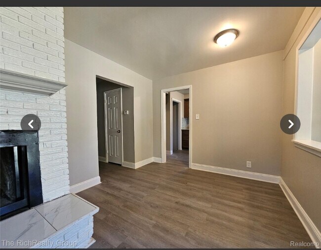 Foto del edificio - 28951 Hazelwood St