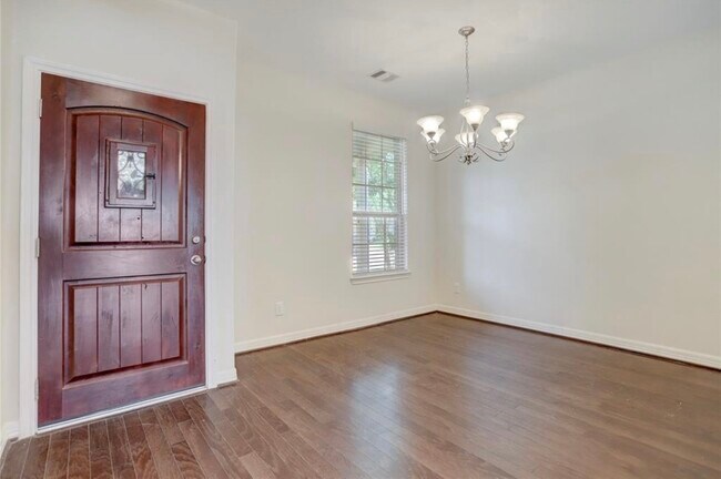 Building Photo - 9972 Spring Rock Ln