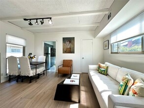 Building Photo - 4723 Aftonshire Dr