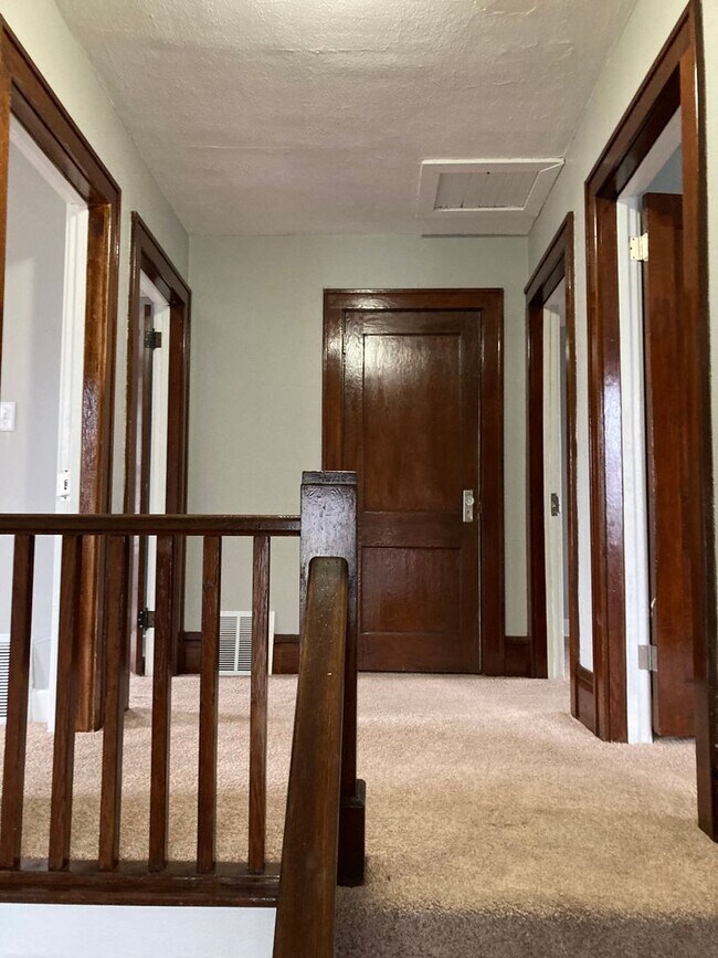 Foto del edificio - 222 19th Ave N