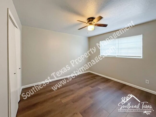 Foto del edificio - 655 Adams St