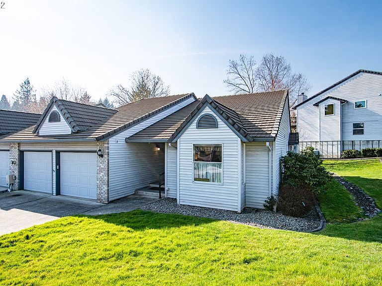 Foto principal - 15917 NE Union Rd