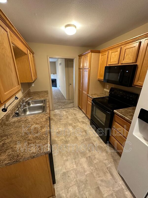Foto del edificio - 8710 N Cleveland Ave