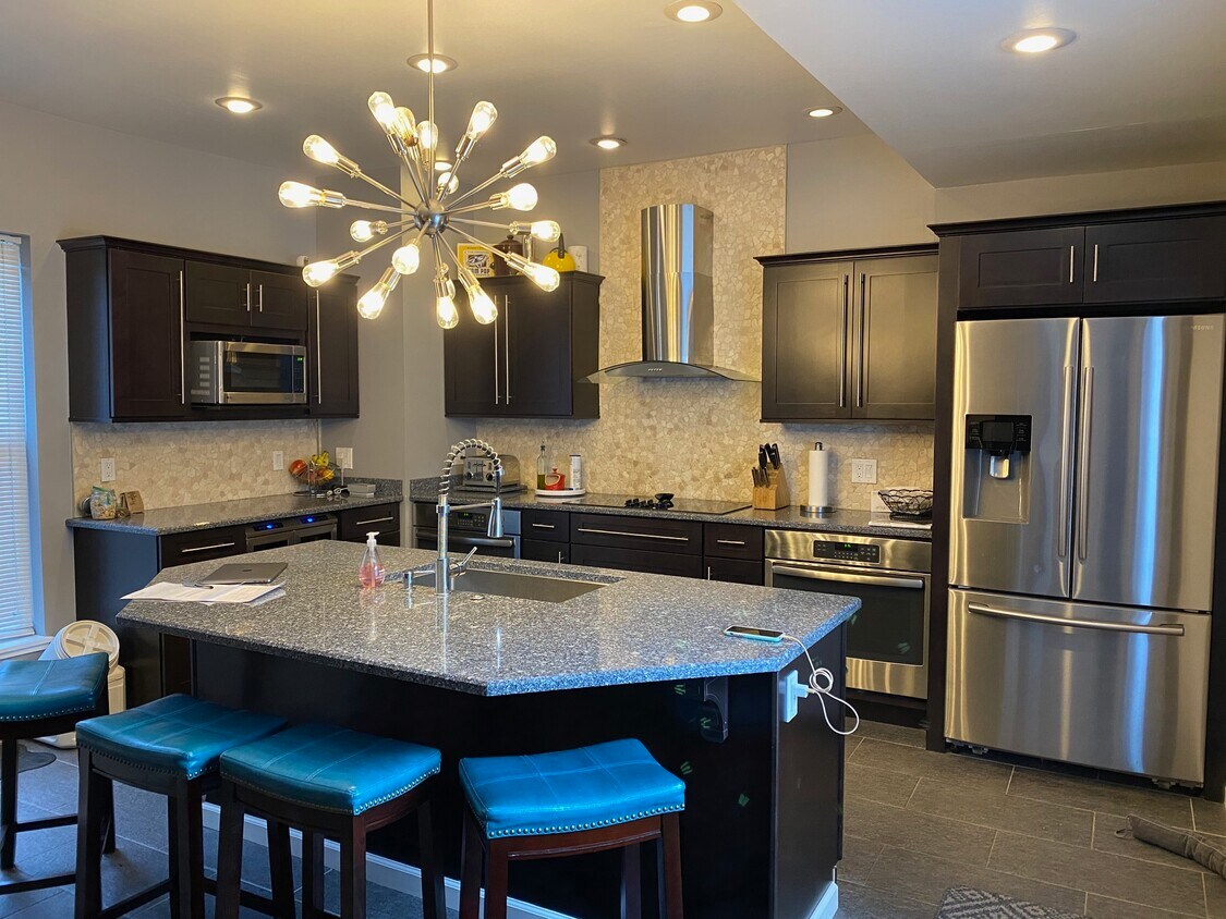 6760 Reynolds St, Pittsburgh, PA 15206 House Rental in Pittsburgh, PA