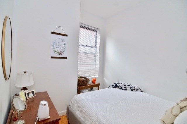 Building Photo - 81 Saint Botolph St