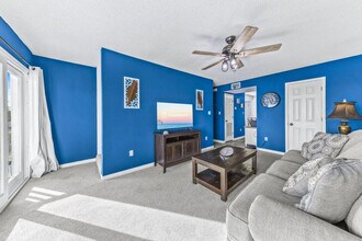 Building Photo - 1472 W Beach Blvd