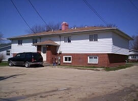 Building Photo - 324 Irene Rd