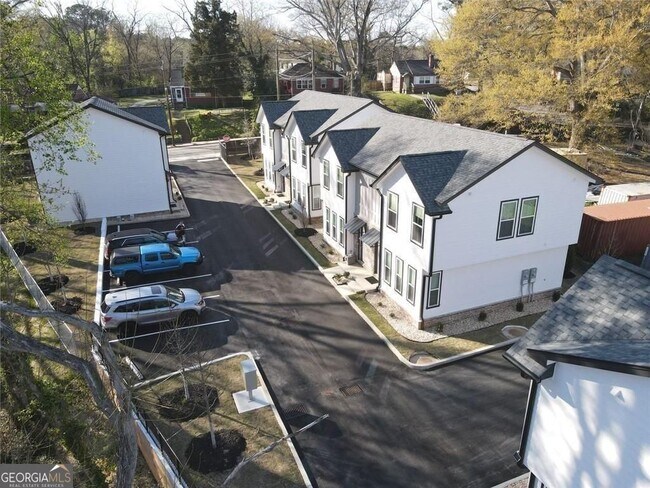 Foto del edificio - 195 W Lake Ave NW