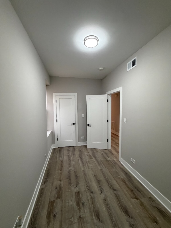 Building Photo - 931 W 34th Pl