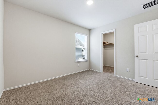 Building Photo - 2225 Oregano Ct