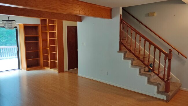 Foto del edificio - 203 Heidinger Dr