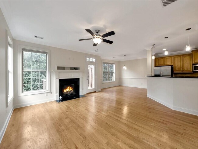Building Photo - 7560 Jamestown Dr
