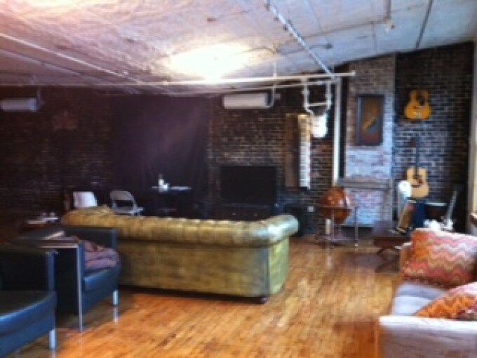 Building Photo - 424 Broadway