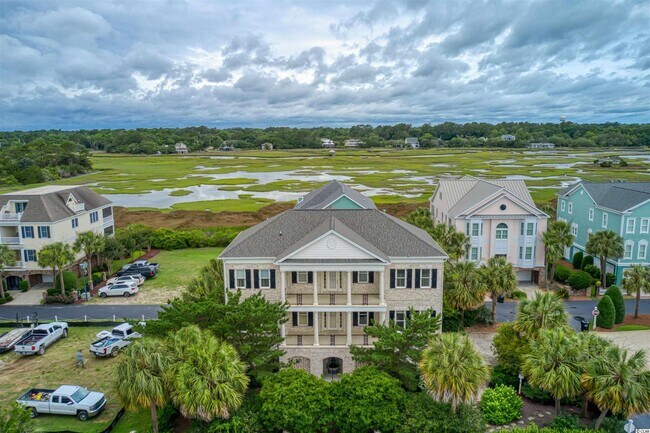 Building Photo - 592 S Dunes Dr