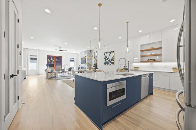 Foto del edificio - 4701 Walden Ct