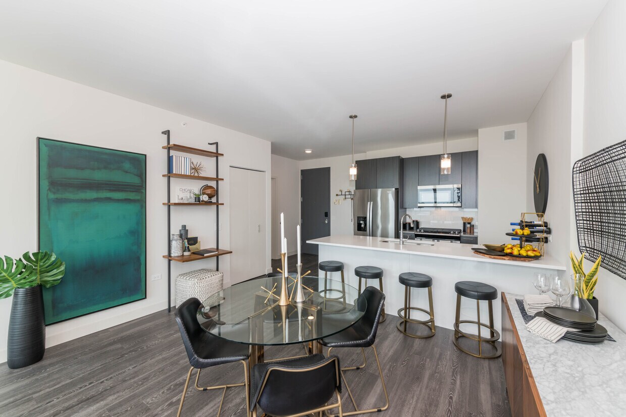 Foto principal - 822 W Agatite Ave