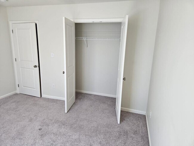 Foto del edificio - 312 High Peak Pl