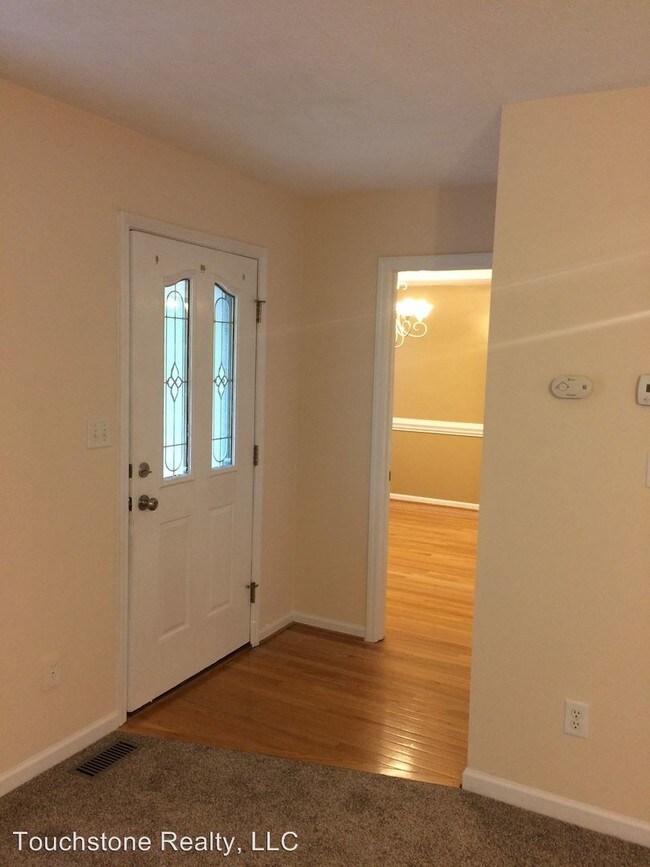 Foto del edificio - 124 Wedgewood Ct