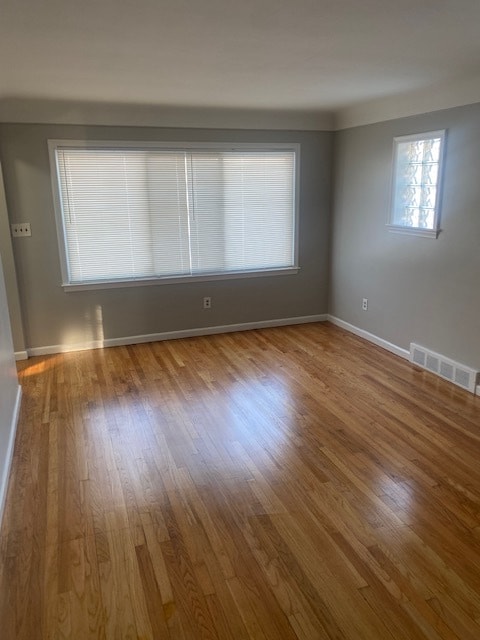 Building Photo - 18508 Holland Ave