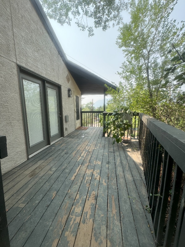 Building Photo - 210 N Limit St
