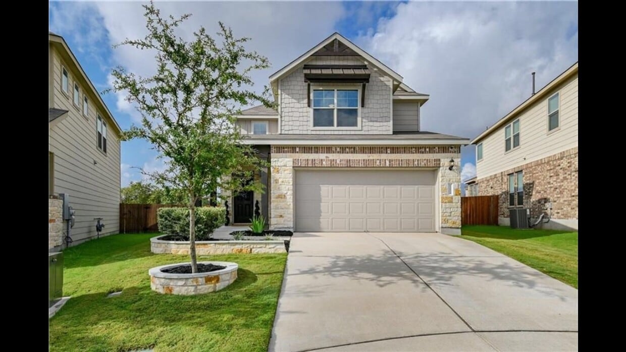 Primary Photo - 3 Bedroom Single Family Home in Austin clo...