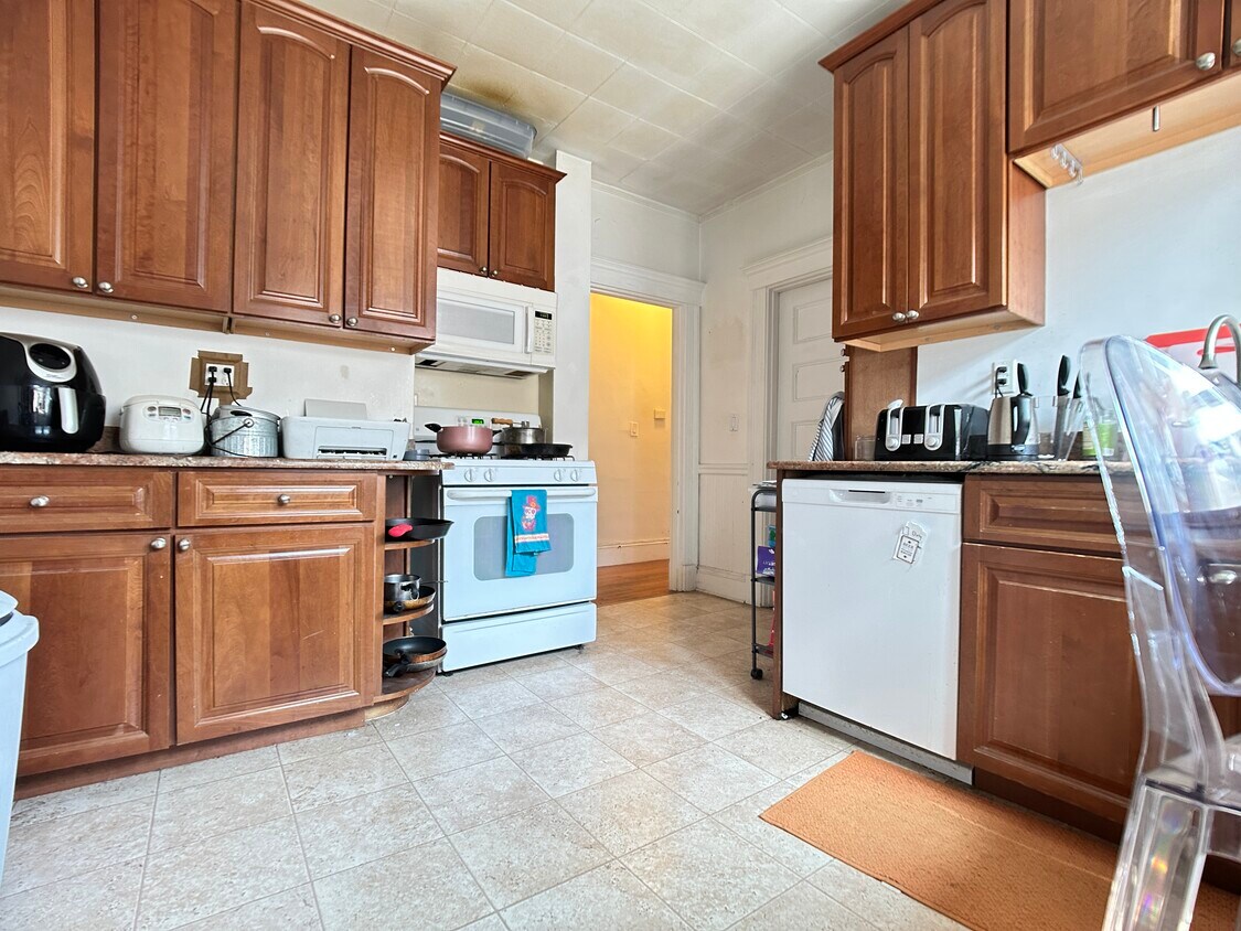 Foto principal - 324 Faneuil St
