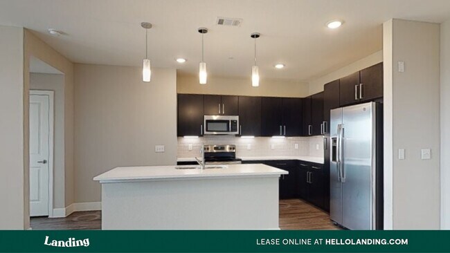 Building Photo - 729 Junction Dr