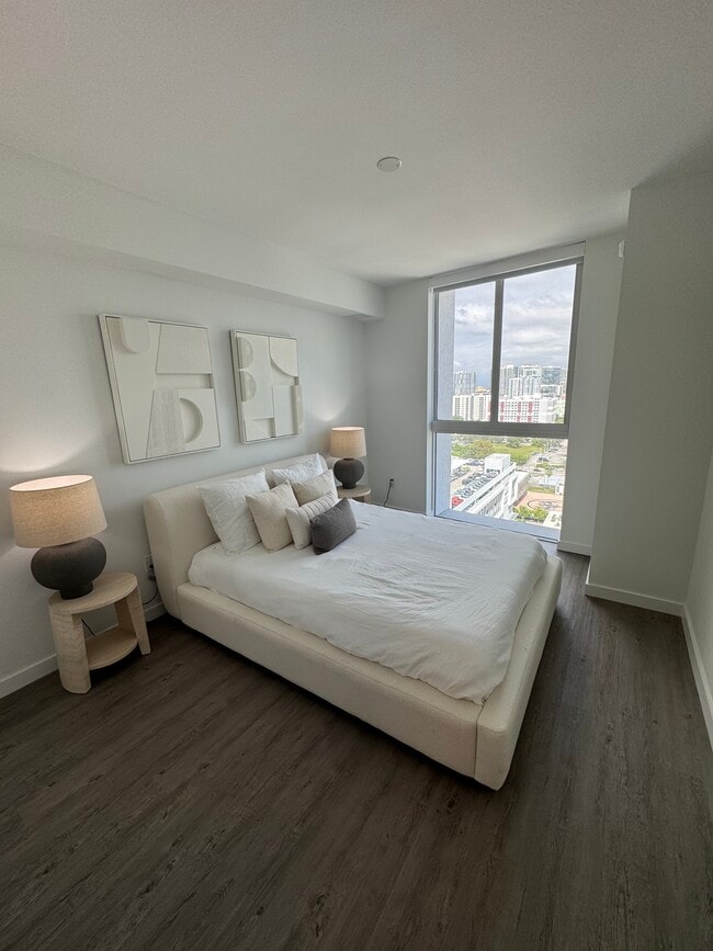 Foto del edificio - 119 NE 20th St