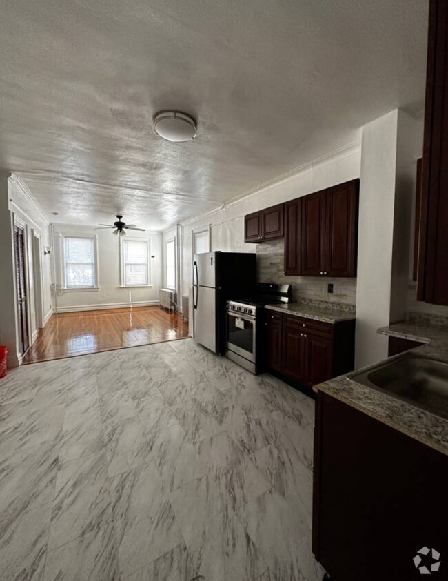 Apartments for Rent in 10469