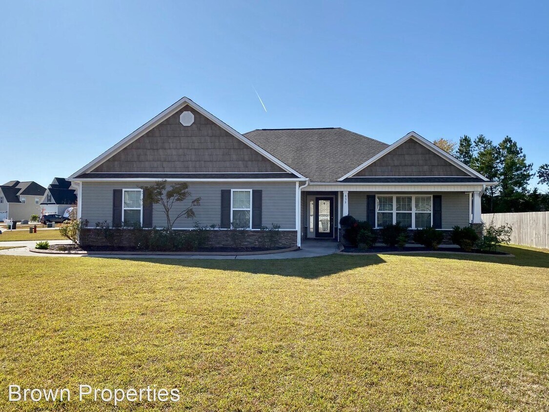Primary Photo - 3 br, 2 bath House - 835 Solomon Drive