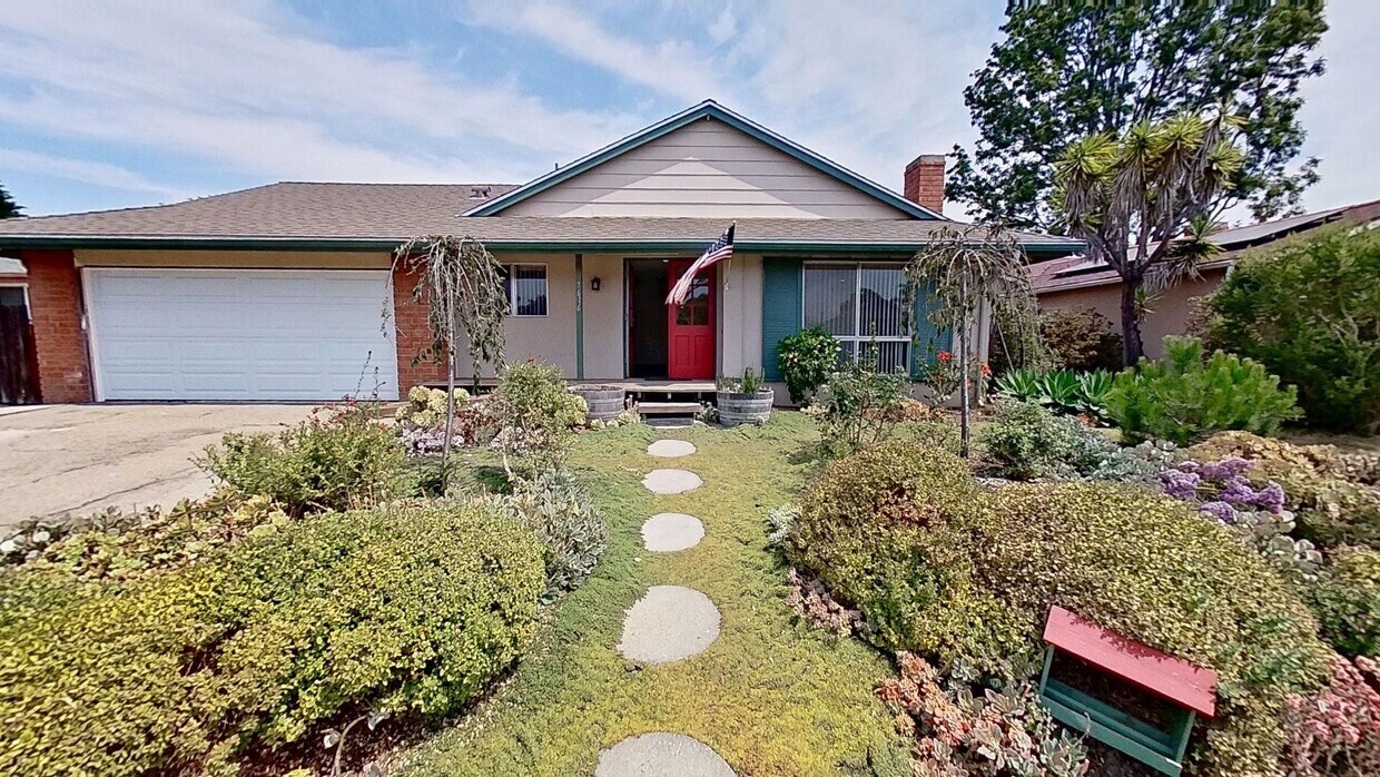 Foto principal - 4 Bedroom/2 Bathroom house in Goleta