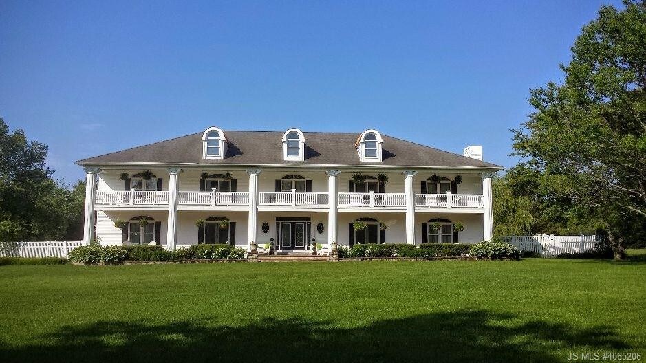 Foto principal - 171 Beachview Ave