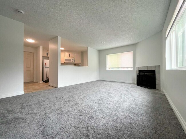 Foto del edificio - Must See Bright and welcoming one bedroom ...