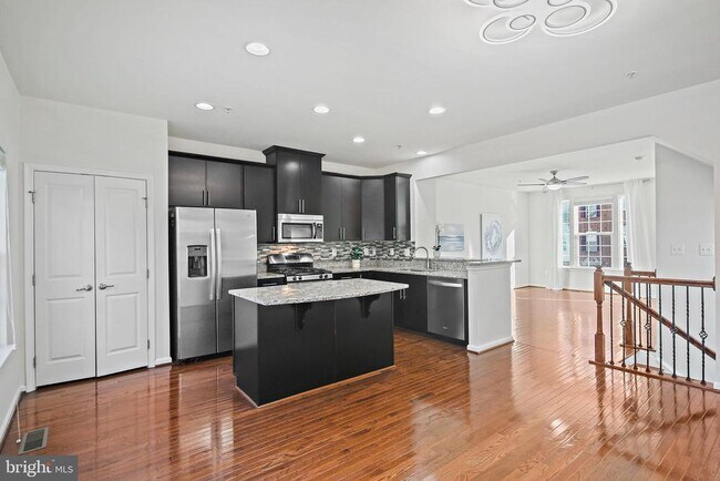 Foto del edificio - 7305 Summit Rock Rd
