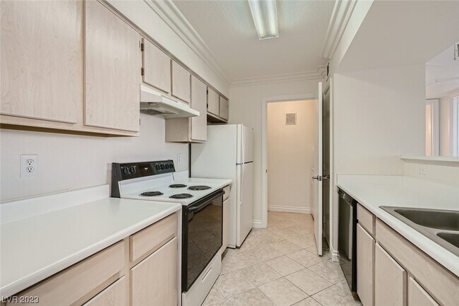 Foto del edificio - 1150 N Buffalo Dr