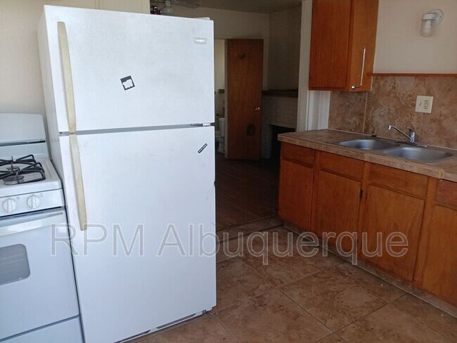 Foto del edificio - 2129 Coal Ave SE