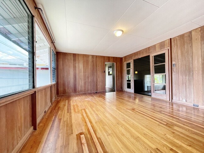 Building Photo - Kailua Enchanted Lake! Single Family Home!