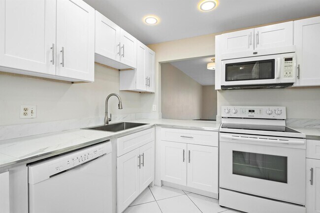 Foto del edificio - 6161 NW 2nd Ave