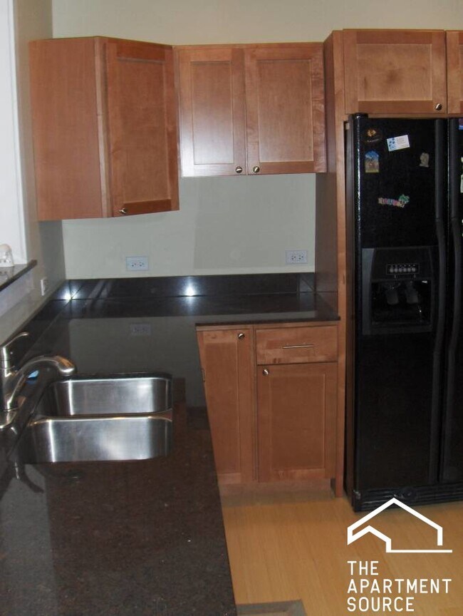 Foto del edificio - 3722 W Wrightwood Ave