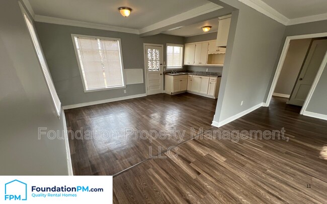 Foto del edificio - 1744 Warner Ave