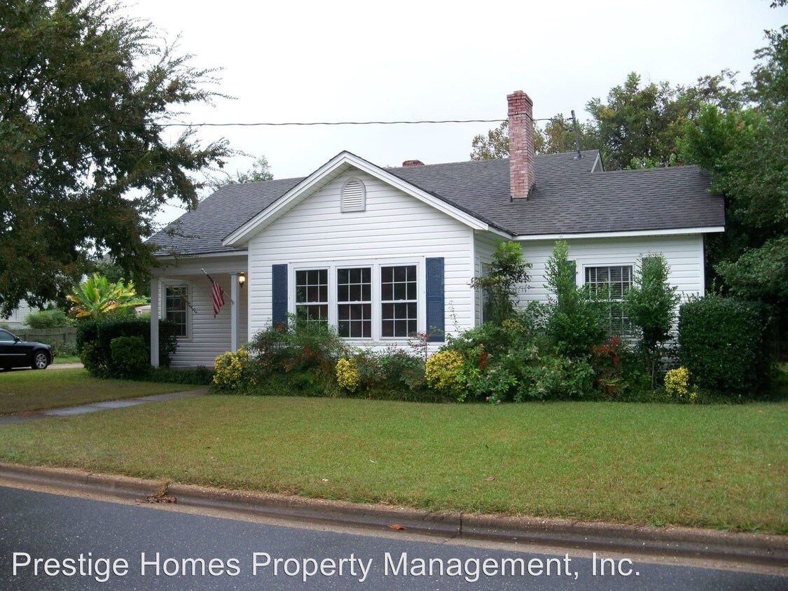 Primary Photo - 3 br, 2 bath House - 304 N Watson St