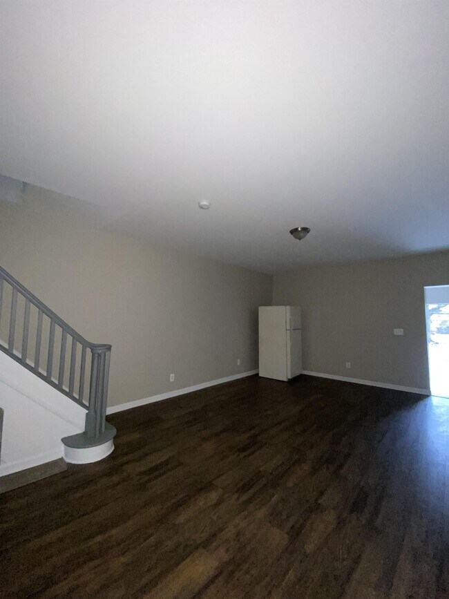 Foto del edificio - 5148 Westminster Ave