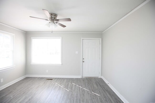 Foto del edificio - 1814 Moss St