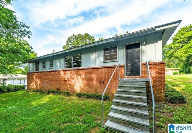 Foto del edificio - 1321 Hatfield Ln