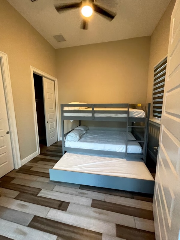 Photo - 415 4th Ave SW House