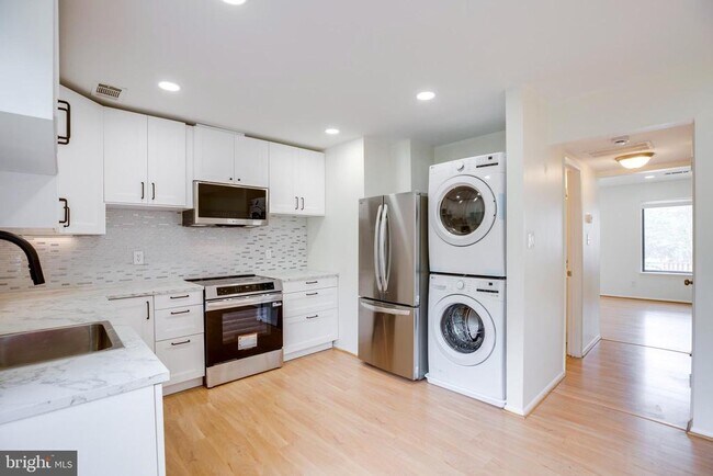 Foto del edificio - 1709 Westwind Way