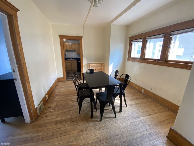 Building Photo - 6 br, 2 bath House - 315 John St 315 John