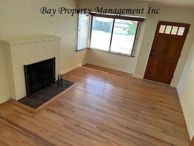 Foto del edificio - Charming 3 bedroom 2 bath home in South Sa...